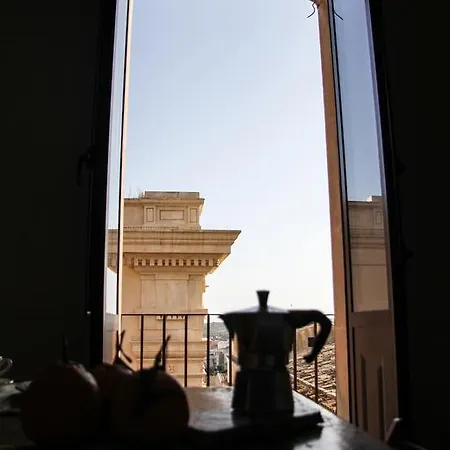 Pepè Concetta E La Movida Appartamento Noto
