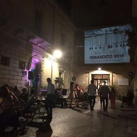 Pepè Concetta E La Movida Noto